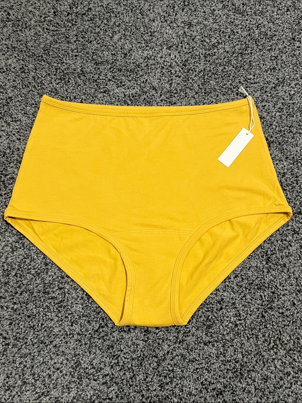ARQ Women’s High-waisted Underwear Yellow Size 3X NWT